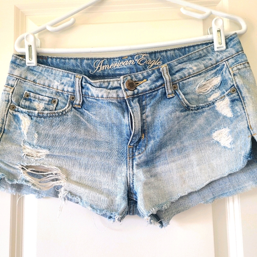American Eagle boyfriend shorts